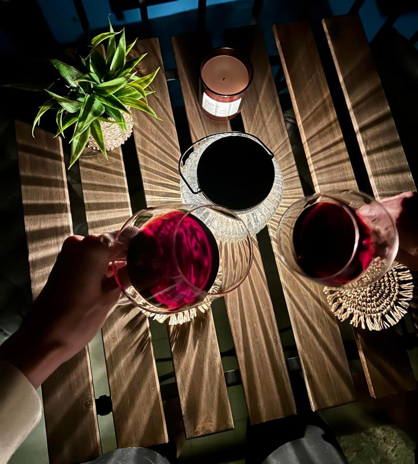 Calosso Wine View Escape ภายนอก รูปภาพ